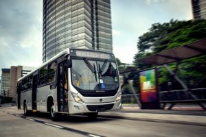 Mercedes-Benz vende ônibus urbanos para empresas de Recife