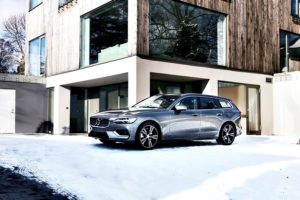Volvo  prepara caminhos para novos lançamentos e serviços