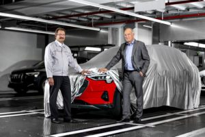Audi inicia a produção do e-tron