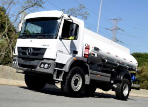 Mercedes-Benz exporta caminhões Atego para as Filipinas