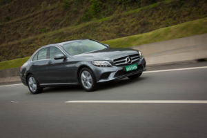 Mercedes-Benz lança novo Classe C
