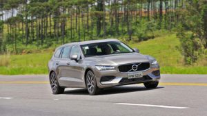 Volvo apresenta o novo V60