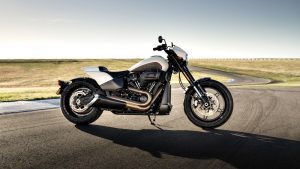 Harley-Davidson tem promoção das linhas Softail e Touring