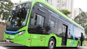 Mercedes-Benz produz ônibus elétricos em São Bernardo do Campo e inicia entregas aos clientes